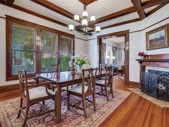 4811  Swiss Avenue , Dallas Texas 75204