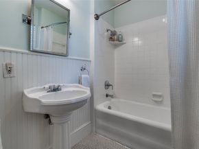 4811  Swiss Avenue , Dallas Texas 75204