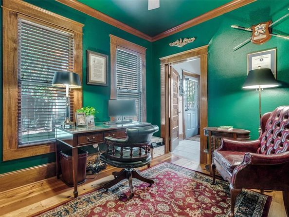 4811  Swiss Avenue , Dallas Texas 75204