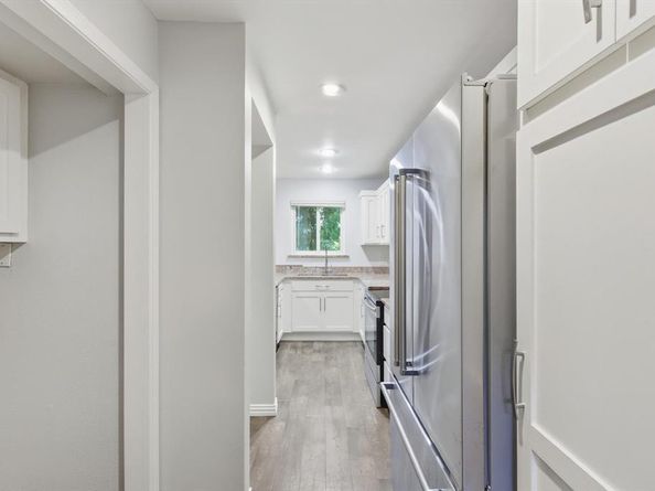 2955  Country Place Circle , Carrollton Texas 75006