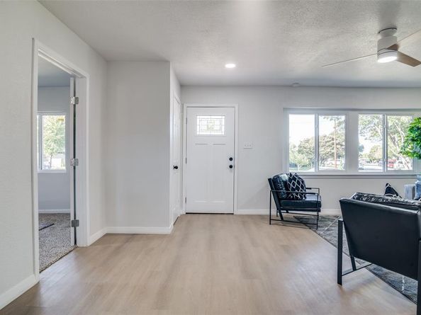 1726  Lynn Dr  , Garland Texas 75040