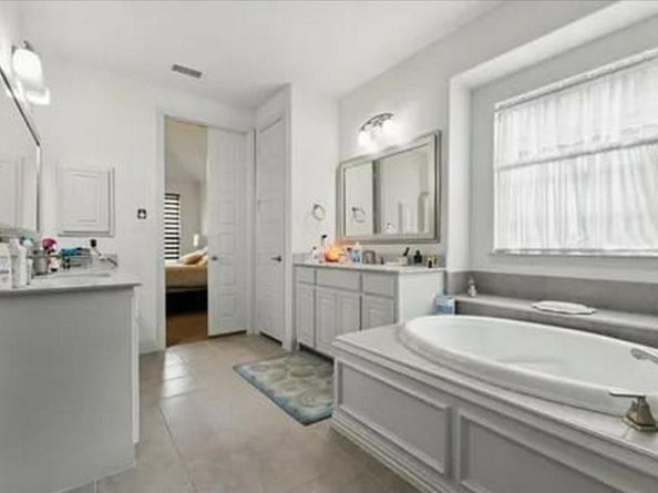 2521  Hunters Boulevard , Lewisville Texas 75056