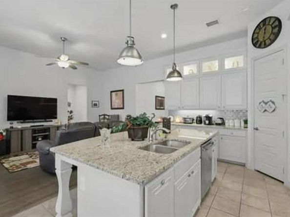 2521  Hunters Boulevard , Lewisville Texas 75056