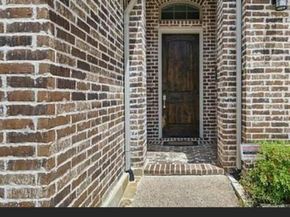 2521  Hunters Boulevard , Lewisville Texas 75056