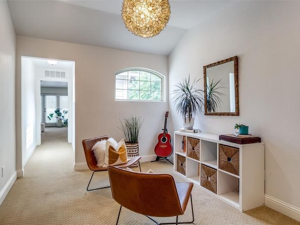 6002  Mercedes Avenue , Dallas Texas 75206