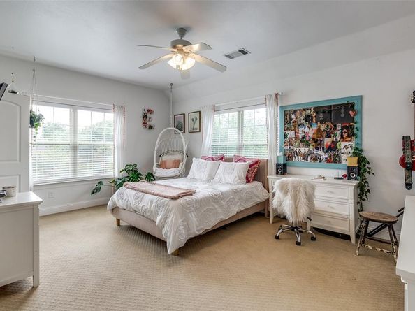 6002  Mercedes Avenue , Dallas Texas 75206