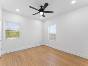 2511  Crossman Avenue , Dallas Texas 75212