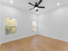 2511  Crossman Avenue , Dallas Texas 75212