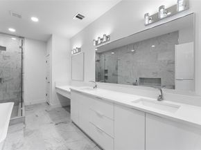 2511  Crossman Avenue , Dallas Texas 75212