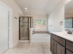 612  Ravenwood Drive , Saginaw Texas 76179