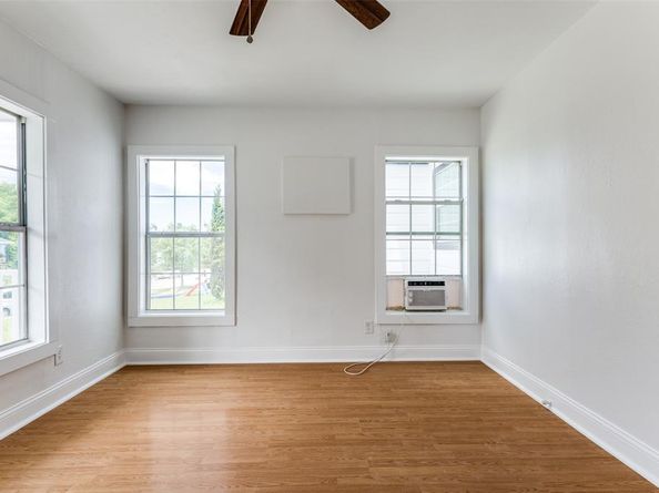 3109 S Wesleyan Drive , Fort Worth Texas 76105