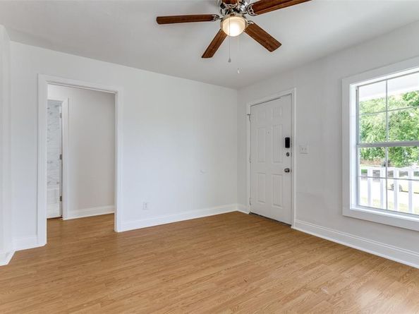 3109 S Wesleyan Drive , Fort Worth Texas 76105