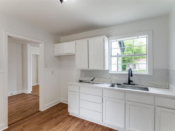 3109 S Wesleyan Drive , Fort Worth Texas 76105