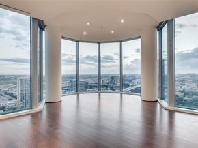 2900  Mckinnon Street  2704, Dallas Texas 75201