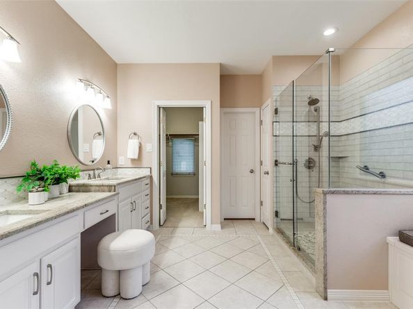 2000  San Michael Drive , Carrollton Texas 75006