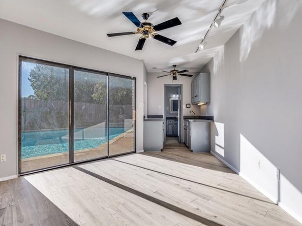 10102  Morgan Meadow Lane , Dallas Texas 75243