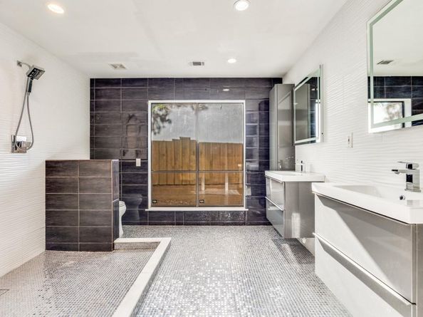 10102  Morgan Meadow Lane , Dallas Texas 75243