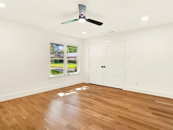 812  Belt Line Cove , Richardson Texas 75080