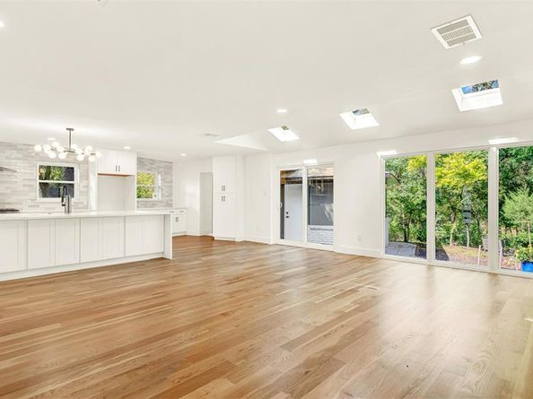 812  Belt Line Cove , Richardson Texas 75080