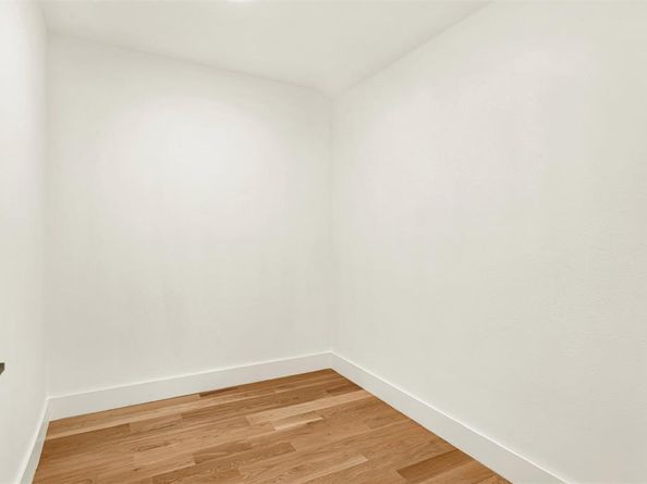 812  Belt Line Cove , Richardson Texas 75080