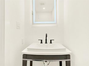 812  Belt Line Cove , Richardson Texas 75080