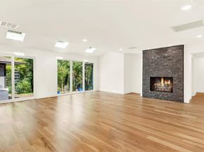 812  Belt Line Cove , Richardson Texas 75080