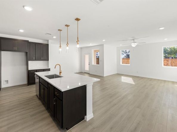 6904  Gorman Falls Trail , Dallas Texas 75228