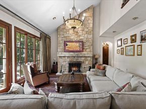 2602  Woods Lane , Garland Texas 75044