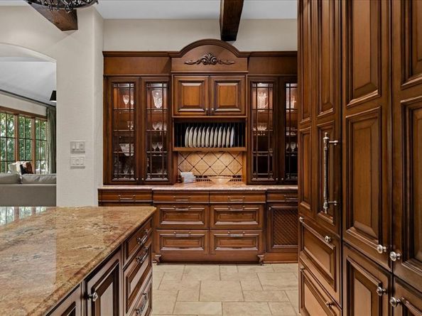 2602  Woods Lane , Garland Texas 75044