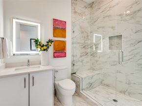 426 W 9th Street  104, Dallas Texas 75208