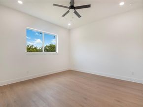 2428  Douglas Avenue , Dallas Texas 75219