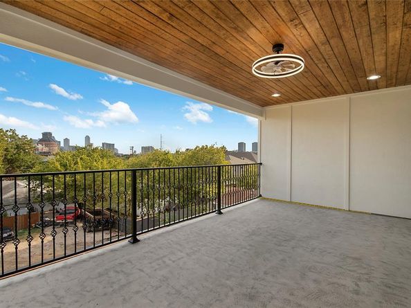 2428  Douglas Avenue , Dallas Texas 75219