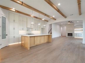 2428  Douglas Avenue , Dallas Texas 75219