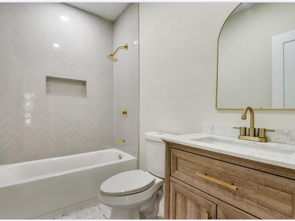 522  Griffith Avenue , Dallas Texas 75208