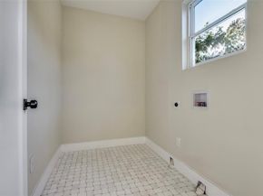 522  Griffith Avenue , Dallas Texas 75208