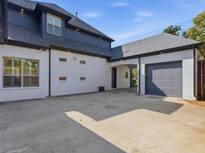 1404  Sylvan Avenue , Dallas Texas 75208