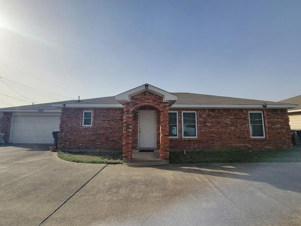 13741  Biggs Street , Dallas Texas 75253