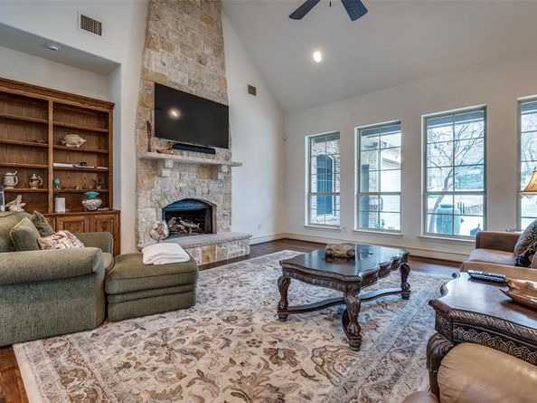 1110  Oak View Court , Oak Point Texas 75068