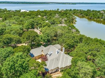 1110  Oak View Court 