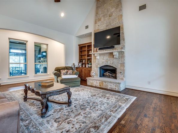 1110  Oak View Court , Oak Point Texas 75068