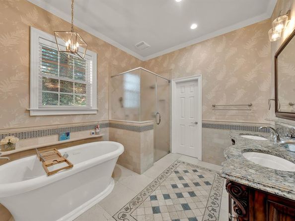 1431  Travis Circle N, Irving Texas 75038