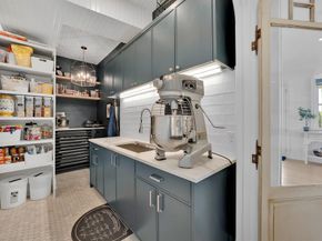 1431  Travis Circle N, Irving Texas 75038