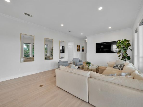 1431  Travis Circle N, Irving Texas 75038