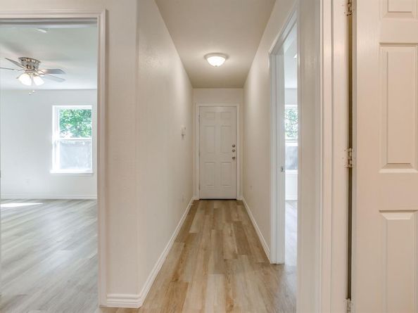 3955  Alamo Avenue , Fort Worth Texas 76107