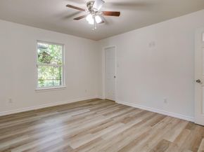 3955  Alamo Avenue , Fort Worth Texas 76107