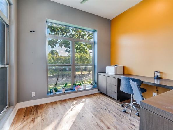 8915  Stanwood Drive , Dallas Texas 75228