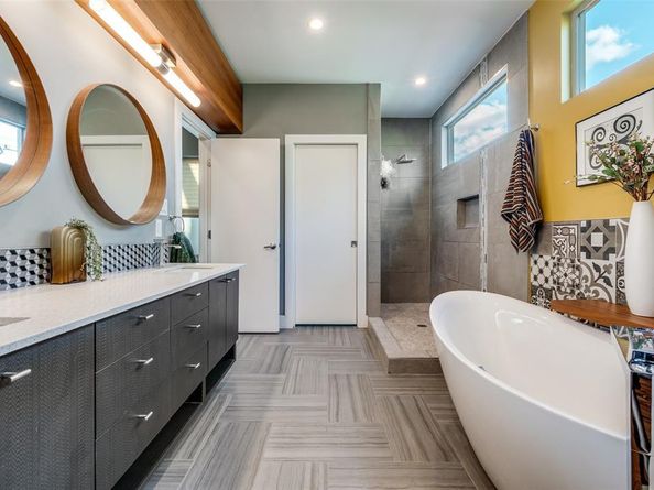 8915  Stanwood Drive , Dallas Texas 75228