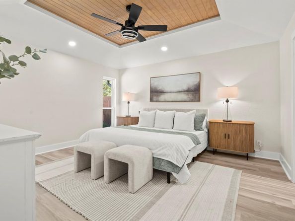 6122  Symphony Lane , Dallas Texas 75227