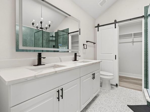 6122  Symphony Lane , Dallas Texas 75227