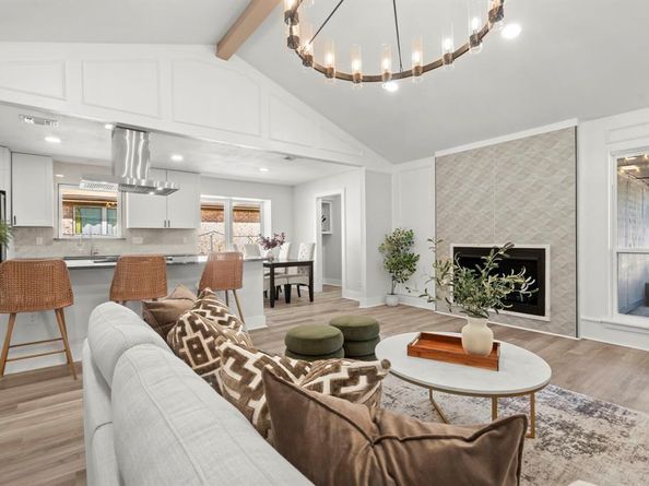 6122  Symphony Lane , Dallas Texas 75227